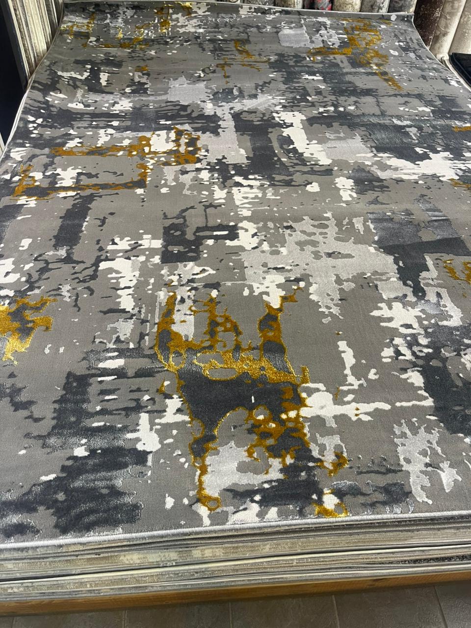 Modern Grey Yellow Radiance Rug