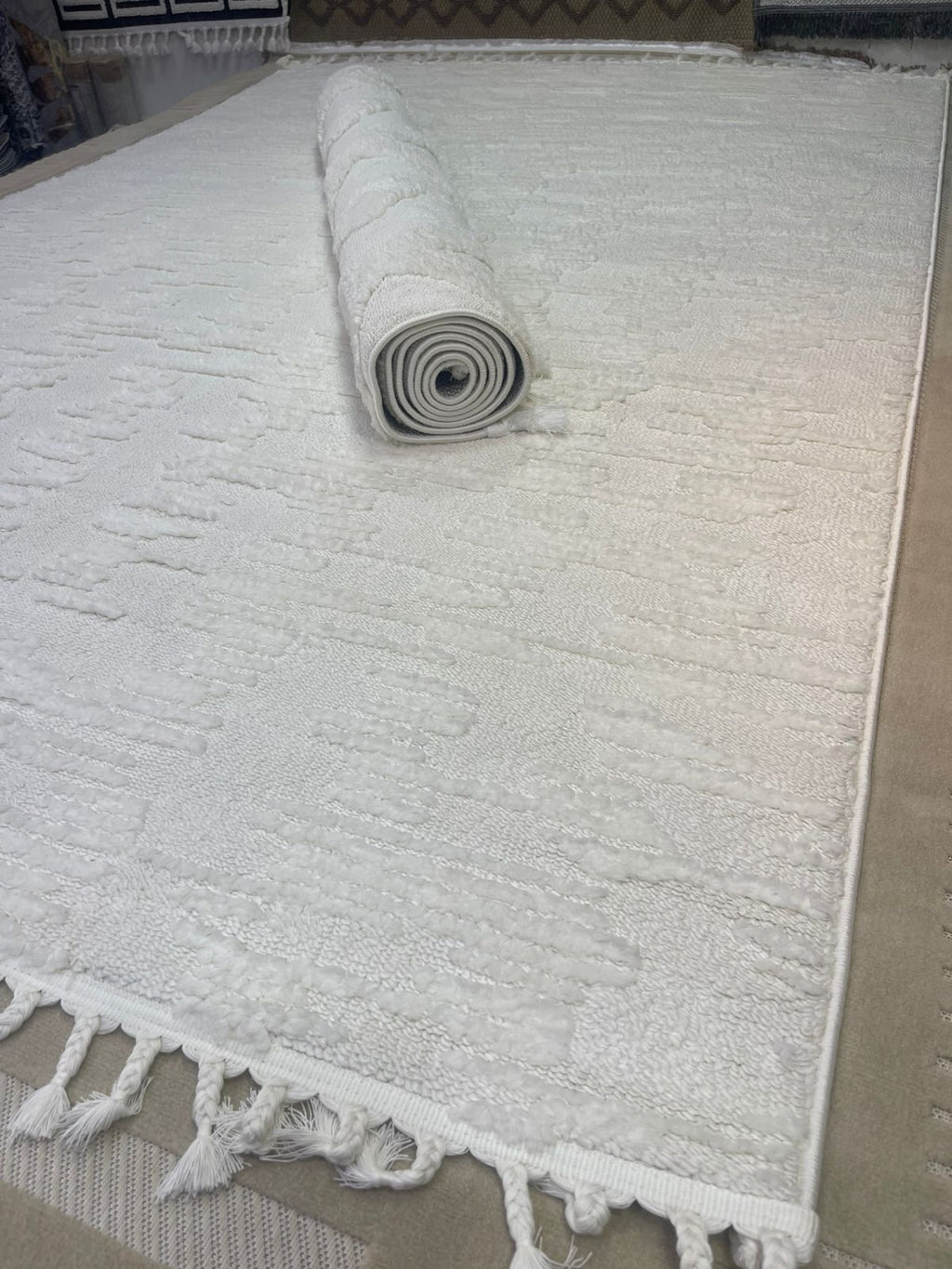Classic White Serenity Rug