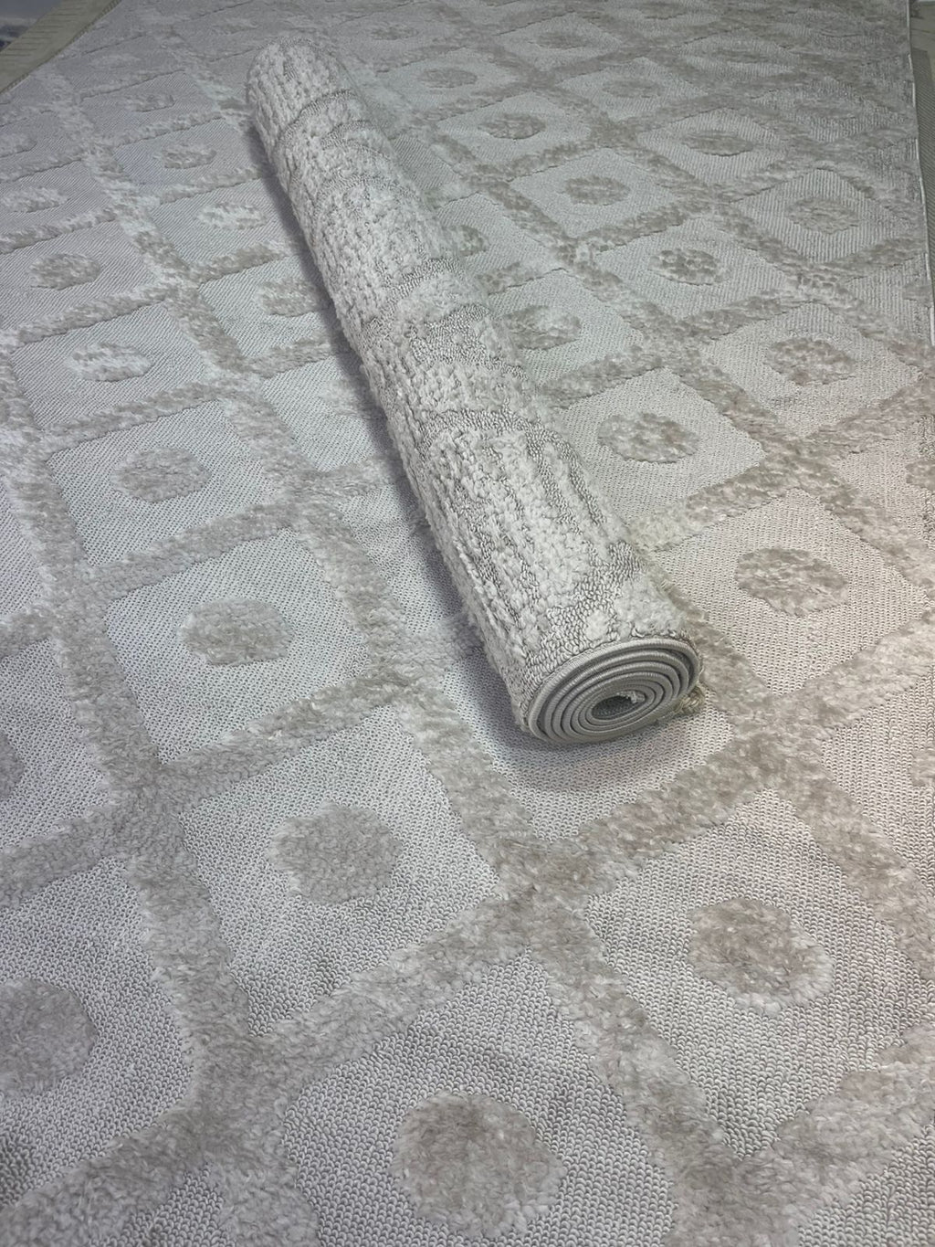 Classic Beige Heritage Rug